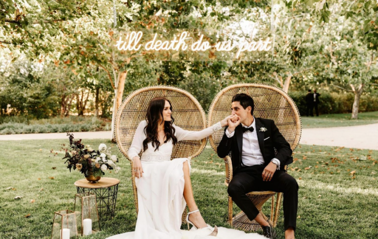 Best Neon Sign Ideas For Your Wedding Business Weddings